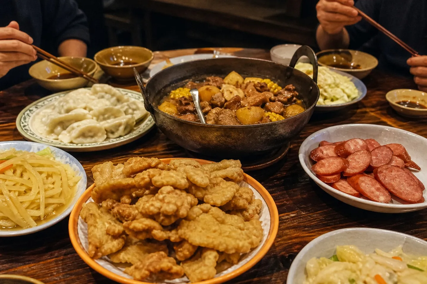 A shared table of Northeast Chinese dishes