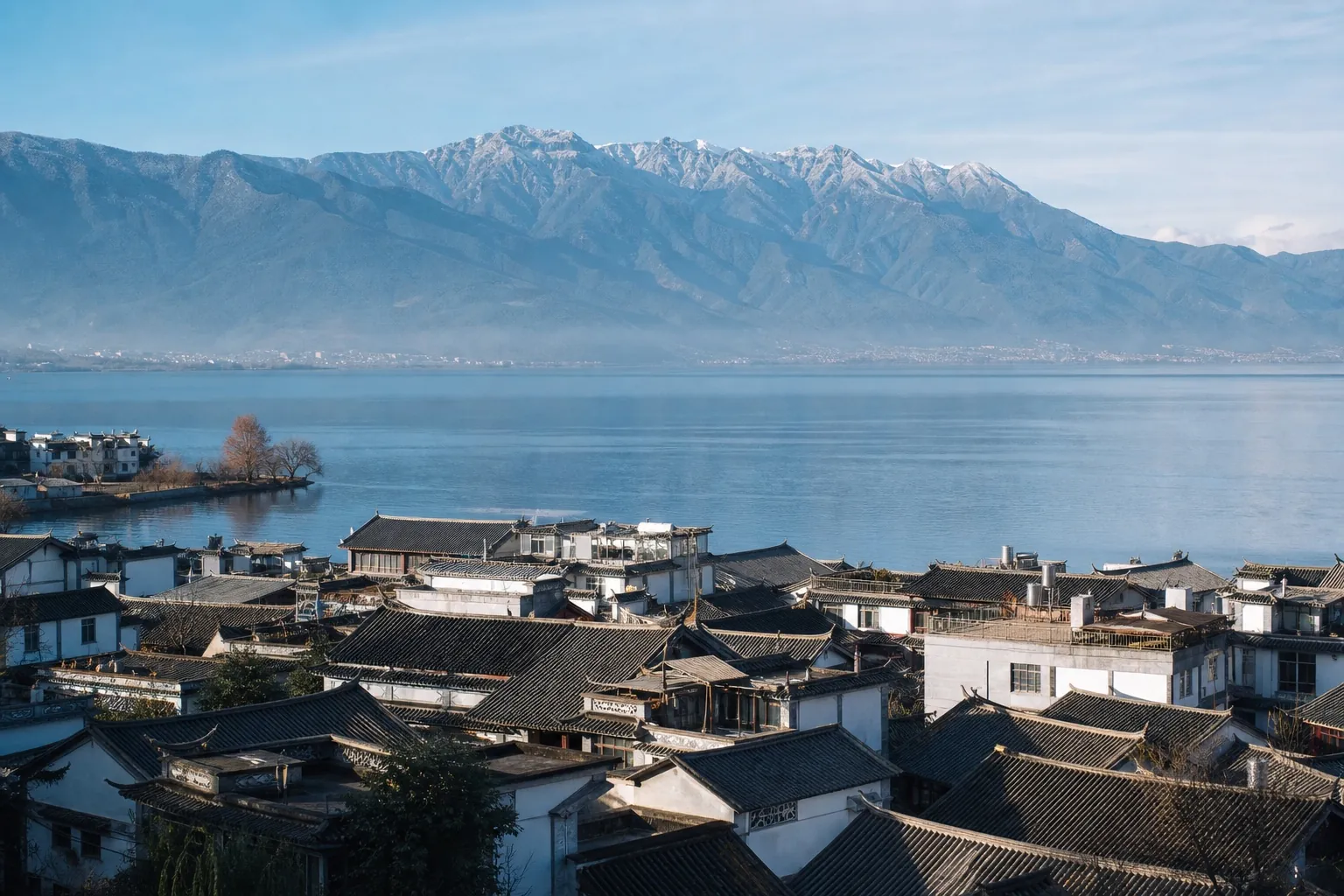 Dali and Erhai Lake in Yunnan