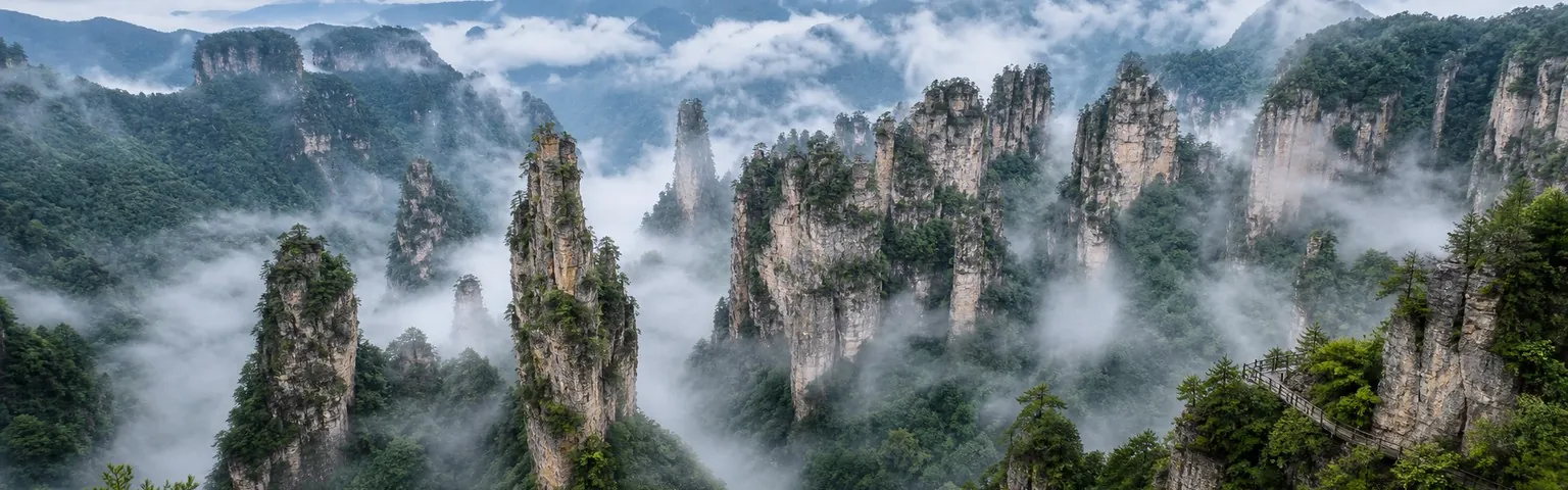 A representative travel scene in Zhangjiajie
